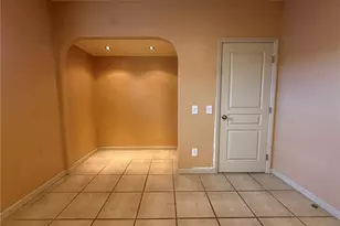 18284 9th St, Bloomington, CA 92316 - Photo 14