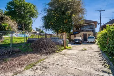 1613 E 1st, Los Angeles, CA 90033 - Photo 50