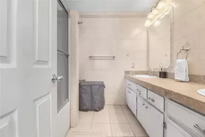 16117 Trailwinds Drive, Fontana, CA 92337 - Photo 12
