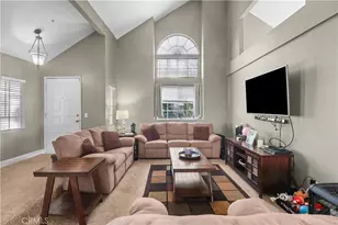 16117 Trailwinds Dr, Fontana, CA 92337 - Photo 6