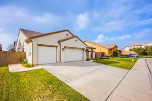 1011 Violet Ct, Beaumont, CA 92223 - Photo 4