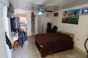 2703 Missouri, South Gate, CA 90280 - Photo 8