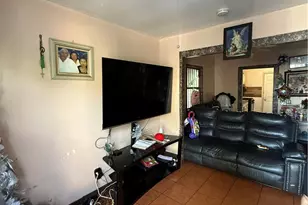 1832 E 108th, Los Angeles, CA 90059 - Photo 6