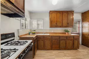 9929 Rosewood Ave., South Gate, CA 90280 - Photo 10