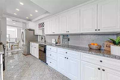 2938 Barrington Court, Fullerton, CA 92831 - Photo 12