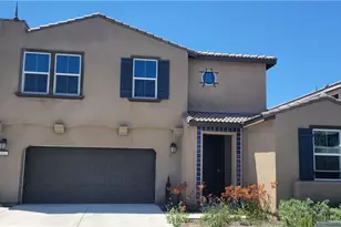 833 Half Moon Ave, Redlands, CA 92374 - Photo 2