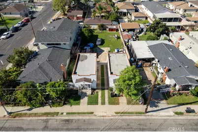 1607 N Neptune, Wilmington, CA 90744 - Photo 2