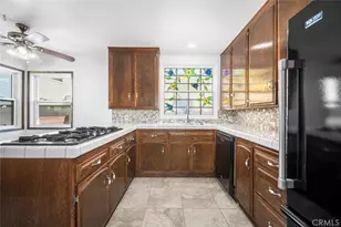 964 W 14th, San Pedro, CA 90731 - Photo 26