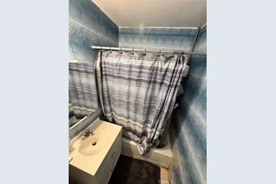 13947 Downey, Paramount, CA 90723 - Photo 8