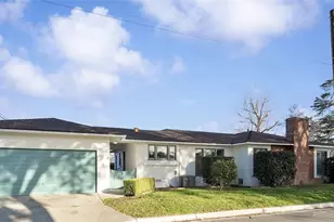 4693 Central, Riverside, CA 92506 - Photo 4