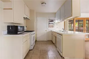 3102 Warren Ln, Costa Mesa, CA 92626 - Photo 16