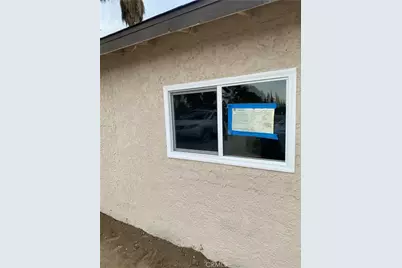 10025 Mission, Jurupa Valley, CA 92509 - Photo 8