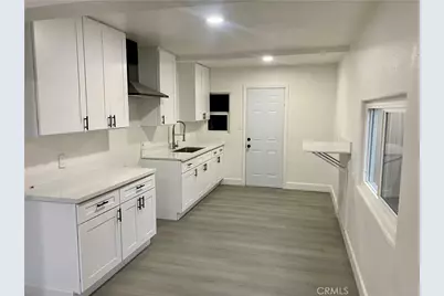 10025 Mission, Jurupa Valley, CA 92509 - Photo 4