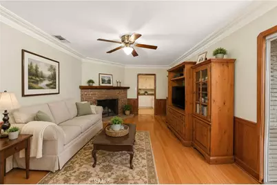 10046 Beverly Street, Bellflower, CA 90706 - Photo 18
