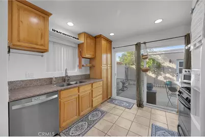 2142 W Liverpool, Anaheim, CA 92804 - Photo 8