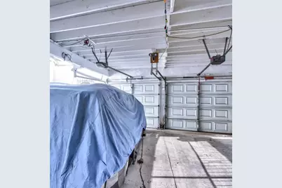 1335 S Woods, Los Angeles, CA 90022 - Photo 32