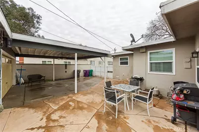 2335 Carfax Avenue, Long Beach, CA 90815 - Photo 40