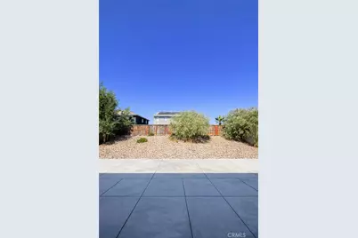 15082 Zircon, Victorville, CA 92394 - Photo 18