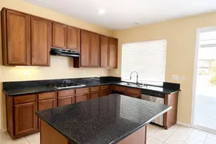 15082 Zircon, Victorville, CA 92394 - Photo 6