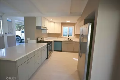 305 Civic Center Drive, Vista, CA 92084 - Photo 4