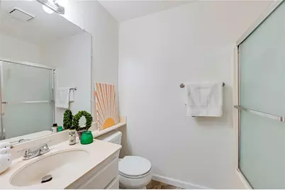 16331 Cornuta Avenue #E, Bellflower, CA 90706 - Photo 22