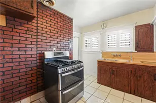 1116 W 76th, Los Angeles, CA 90044 - Photo 20