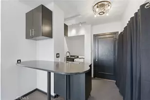 315 W 3rd Street, Long Beach, CA 90802 - Photo 4