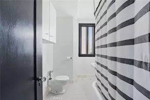 315 W 3rd Street, Long Beach, CA 90802 - Photo 8