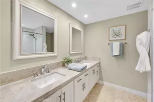 15582 Wild Cherry Cir, Huntington Beach, CA 92647 - Photo 16