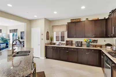 5341 Parma, Fontana, CA 92336 - Photo 18