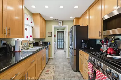 11408 214th, Lakewood, CA 90715 - Photo 16