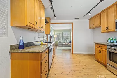 1832 N Brighton, Burbank, CA 91506 - Photo 12