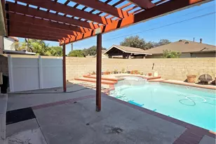 17924 Redwood Ave, Bellflower, CA 90706 - Photo 8