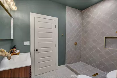 520 E 8th Street, Corona, CA 92879 - Photo 26