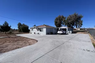 11918 Hemlock, Hesperia, CA 92345 - Photo 1