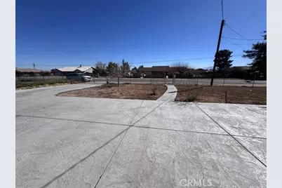 11918 Hemlock, Hesperia, CA 92345 - Photo 24