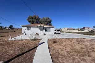 11918 Hemlock, Hesperia, CA 92345 - Photo 6