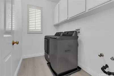 11416 Bridgeway Drive, Riverside, CA 92505 - Photo 30