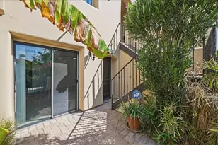 1045 Villorrio, Palm Springs, CA 92262 - Photo 4