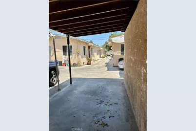 5017 S San Pedro, Los Angeles, CA 90011 - Photo 20