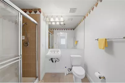 17888 Alburtis Avenue #B117, Artesia, CA 90701 - Photo 20