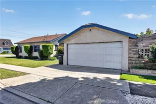 10300 Monterey St, Bellflower, CA 90706 - Photo 24