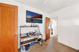 10300 Monterey St, Bellflower, CA 90706 - Photo 12