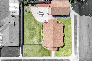 10300 Monterey St, Bellflower, CA 90706 - Photo 30