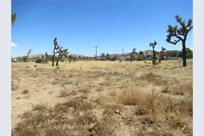 7349 Joshua Lane, Yucca Valley, CA 92284 - Photo 6