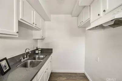 6725 Perry Road, Bell Gardens, CA 90201 - Photo 24