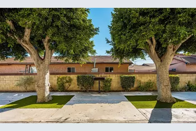 6725 Perry Road, Bell Gardens, CA 90201 - Photo 6