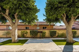 6725 Perry Rd, Bell Gardens, CA 90201 - Photo 6