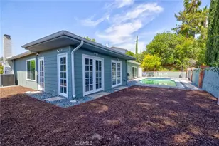 23041 La Granja, Valencia, CA 91354 - Photo 40