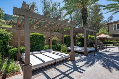 4689 Holly Avenue, Long Beach, CA 90805 - Photo 66